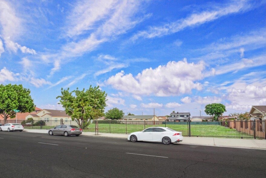 22108 Avalon Blvd, Carson, CA à vendre - Photo du bâtiment - Image 2 de 12