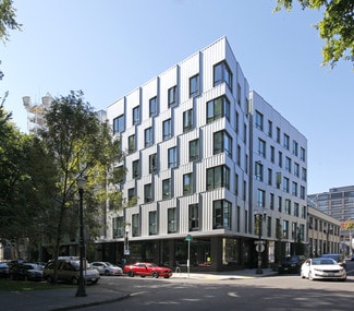 Plus de détails pour 812 NW Couch St, Portland, OR - Commerce de détail à louer