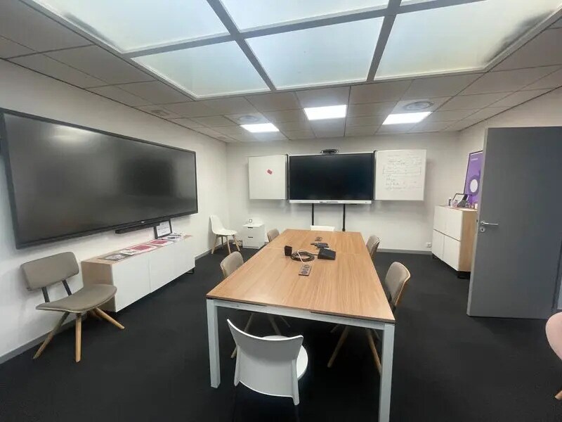 Bureau dans Villeurbanne à louer Photo intérieure- Image 1 de 13