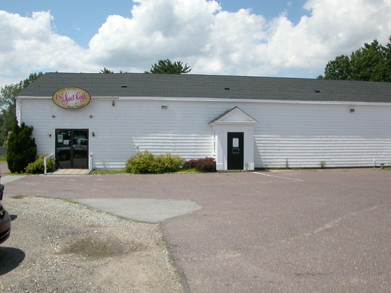 148 Plaistow Rd, Plaistow, NH for sale - Building Photo - Image 3 of 15