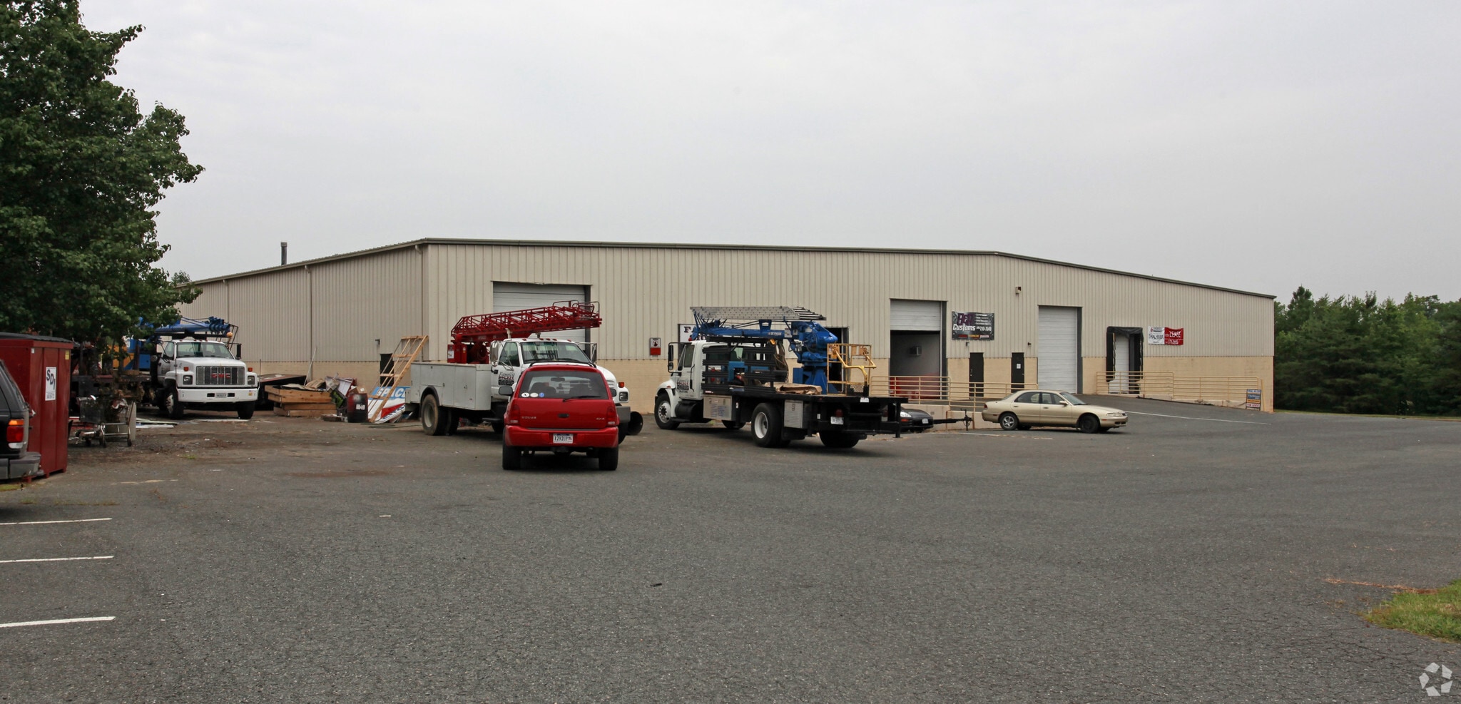 202 Freedom Ct, Fredericksburg, VA for lease Primary Photo- Image 1 of 4