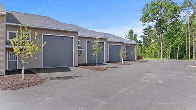 12 Shenandoah Dr, Saratoga Springs, NY for lease Building Photo- Image 1 of 13