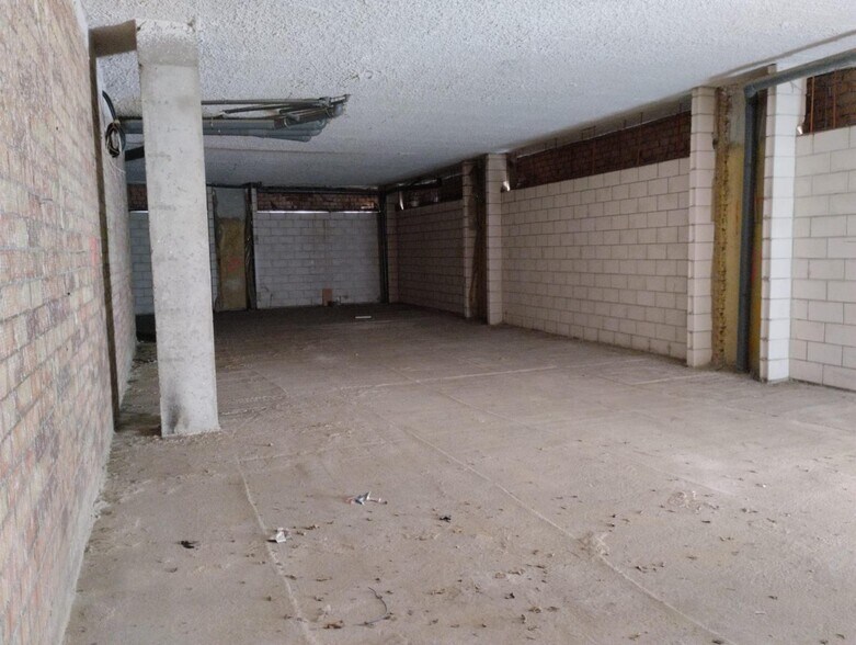 Retail in Córdoba for lease - Interior Photo - Image 2 of 7