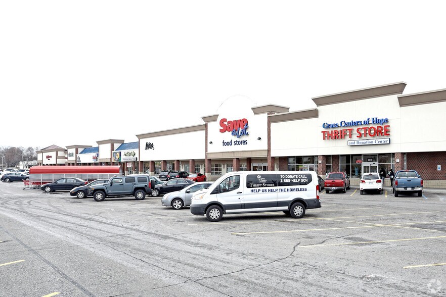 23055-23125 Coolidge Hwy, Oak Park, MI à louer - Photo du bâtiment - Image 2 de 7