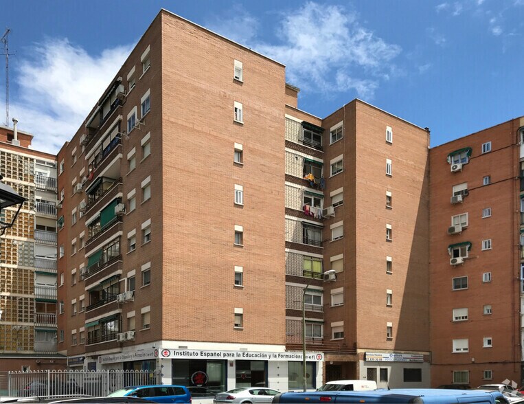 Avenida de Portugal, 73, Móstoles, Madrid à louer - Photo principale - Image 1 de 1