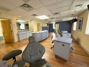 55 Town Line Rd, Wethersfield, CT for lease Interior Photo- Image 2 of 7