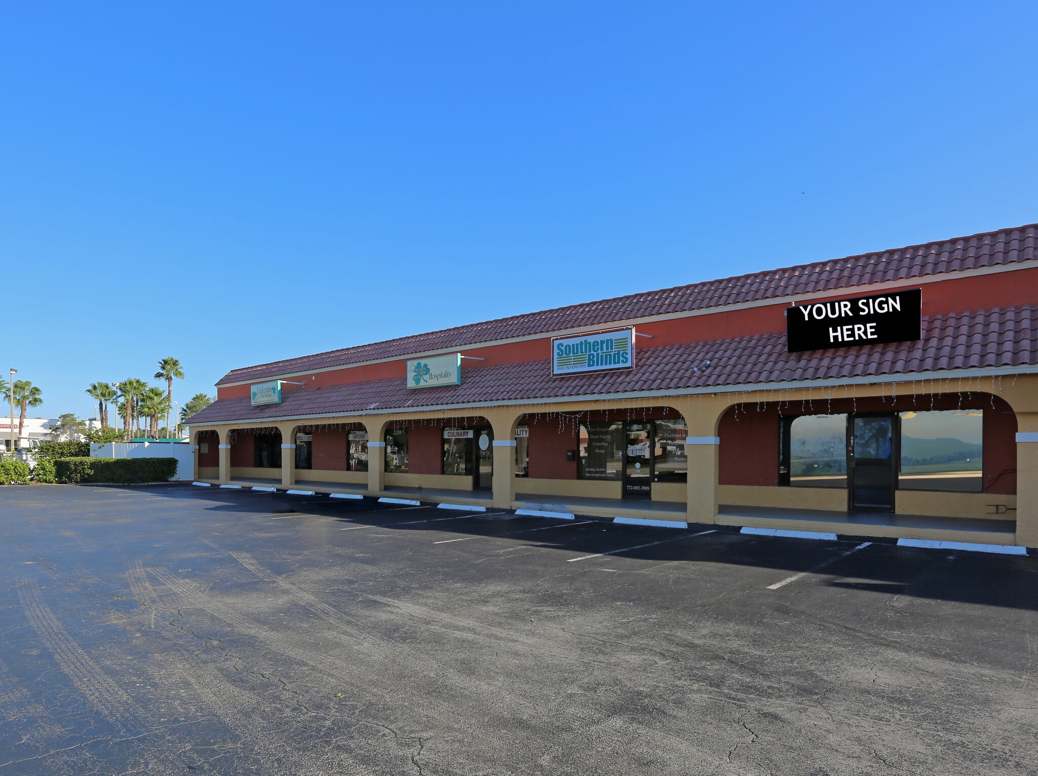 2301-2331 NW Federal Hwy, Stuart, FL for lease Building Photo- Image 1 of 1