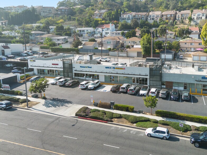 883 S Atlantic Blvd, Monterey Park, CA for lease - Building Photo - Image 1 of 7