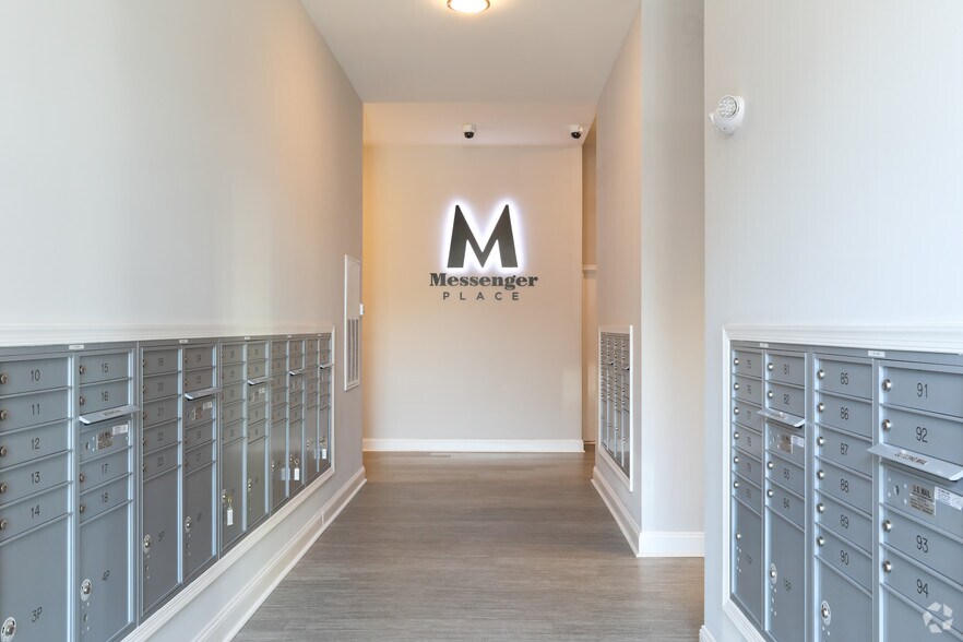 9009 Church St, Manassas, VA à louer - Hall d’entrée - Image 2 de 26