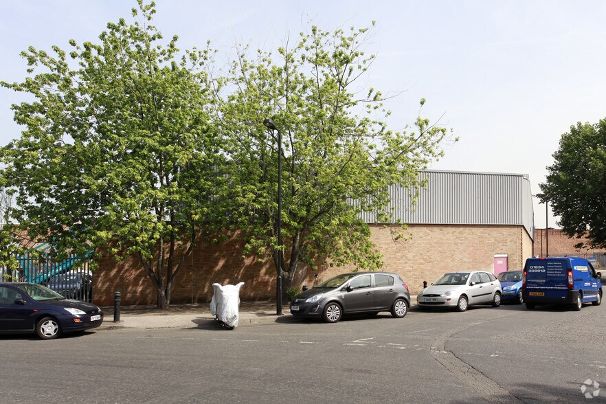 57 Sandgate St, Londres à vendre - Photo du bâtiment - Image 2 de 3