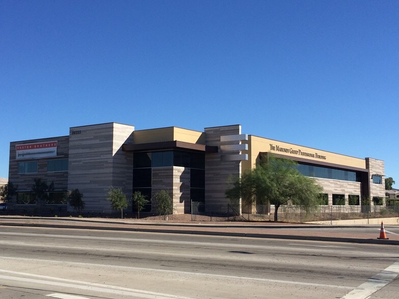20333 N 19th Ave, Phoenix, AZ à vendre - Photo du bâtiment - Image 3 de 7