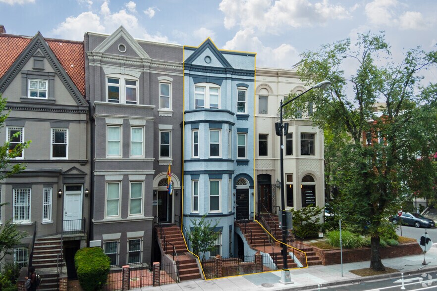 1230 17th St NW, Washington, DC à vendre - Photo du bâtiment - Image 1 de 21