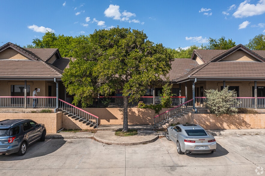 5503 Grissom Rd, San Antonio, TX for lease - Building Photo - Image 3 of 7