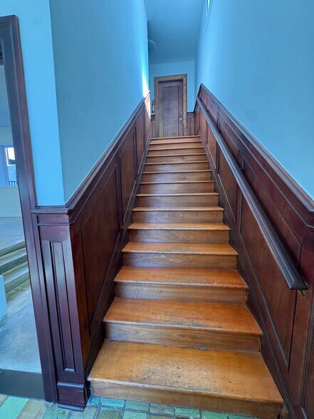 135 S Park Ave, San Francisco, CA à louer - Photo du bâtiment - Image 3 de 24
