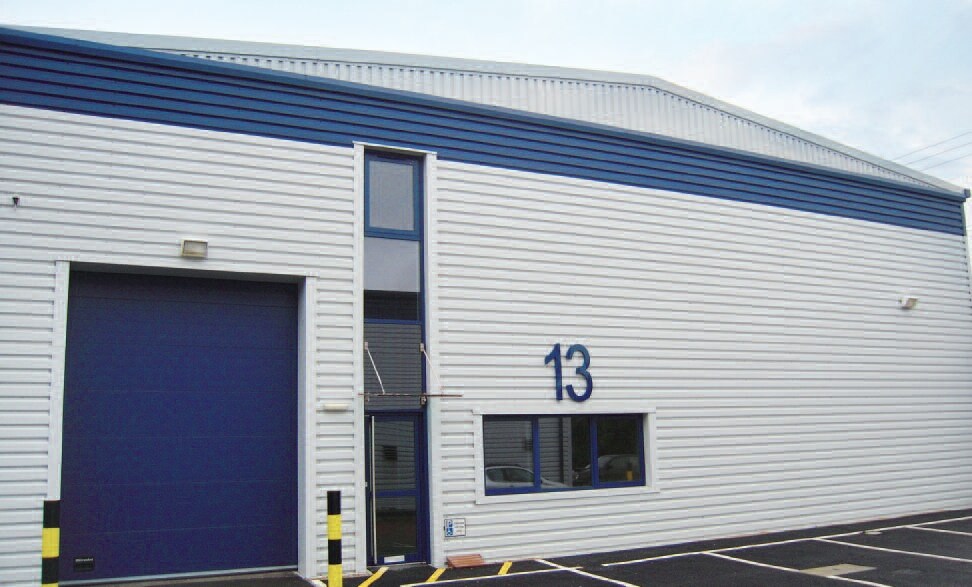 Omega Park, Alton à louer - Photo du bâtiment - Image 3 de 3