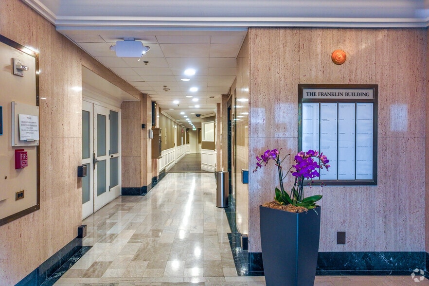 1624 Franklin St, Oakland, CA for lease - Building Photo - Image 3 of 6