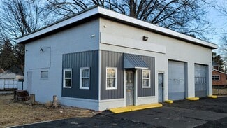 Plus de détails pour 2315 S Main St, Rockford, IL - Commerce de détail à vendre