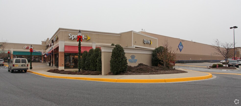5702-5900 Baltimore National Pike, Catonsville, MD à louer - Photo du bâtiment - Image 2 de 4