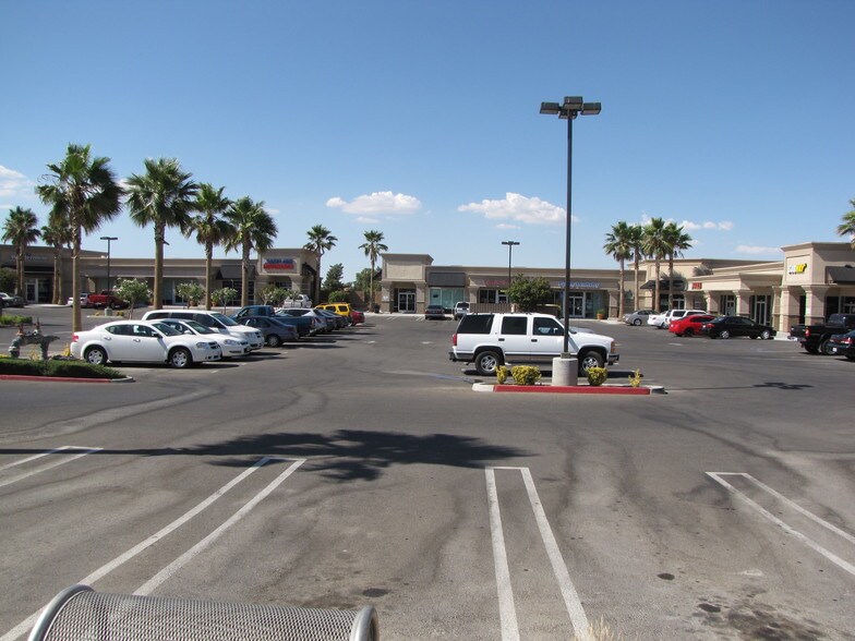 15550 Main St, Hesperia, CA à louer - Photo du bâtiment - Image 2 de 4