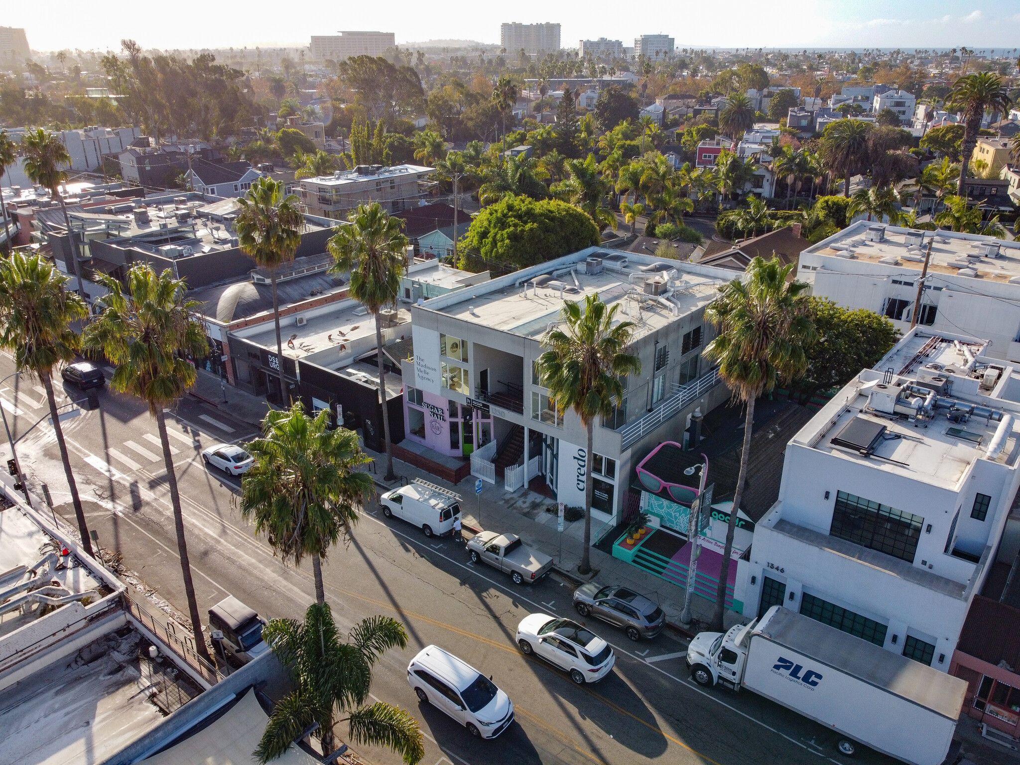 1350-1352 Abbot Kinney Blvd, Venice, CA à louer Photo principale- Image 1 de 34