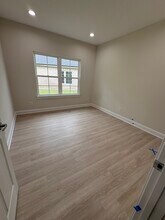 88 Roberts Village Ct, Saint Johns, FL for lease Interior Photo- Image 2 of 4