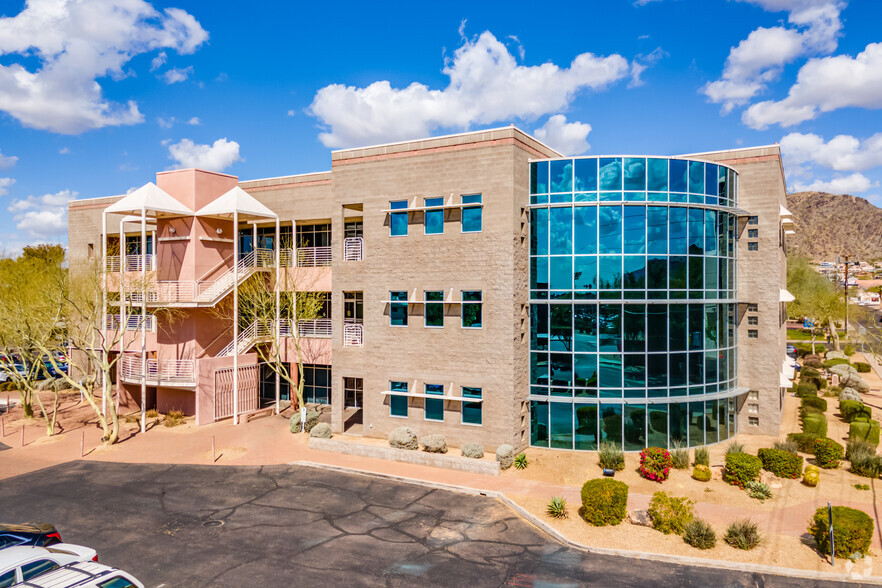 9100 N 2nd St, Phoenix, AZ for lease - Primary Photo - Image 1 of 8