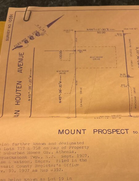 856 Van Houten Ave, Clifton, NJ à vendre - Photo du bâtiment - Image 2 de 3