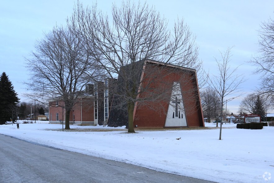 30 Shaftsbury Dr, Kitchener, ON à vendre - Photo principale - Image 1 de 4