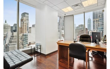 50 W 47th St, New York, NY for lease Interior Photo- Image 2 of 17