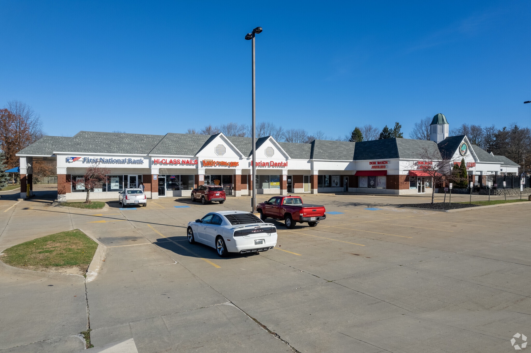 497-519 E Aurora Rd, Macedonia, OH for lease Primary Photo- Image 1 of 8