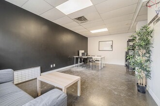 4264-4276 Boul Saint-Laurent, Montréal, QC for lease Interior Photo- Image 2 of 5