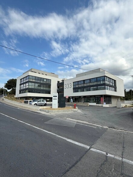 Commerce de détail dans La Seyne-sur-Mer à louer - Photo du bâtiment - Image 1 de 1