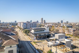 138 W Gray St, Houston, TX - AERIAL  map view