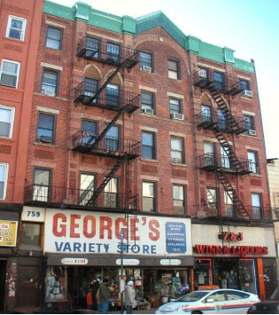 Plus de détails pour 759-761 Manhattan Ave, Brooklyn, NY - Multi-résidentiel à vendre