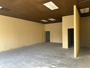 900-910 W Lomita Blvd, Los Angeles, CA for lease Interior Photo- Image 2 of 5