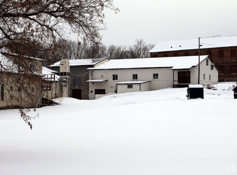 28 Aurelius Ave, Auburn, NY à vendre - Photo du bâtiment - Image 1 de 33