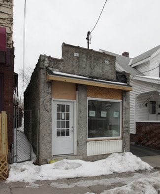 Plus de détails pour 2303 15th St, Troy, NY - Commerce de détail à vendre