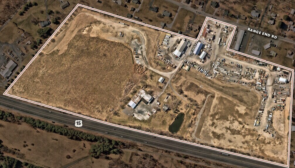 Range End Rd portefeuille de 2 propriétés à vendre sur LoopNet.ca Photo principale- Image 1 de 7