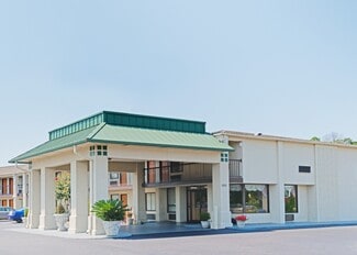 Plus de détails pour 1013 Highway 231 S, Troy, AL - Services hôteliers à vendre