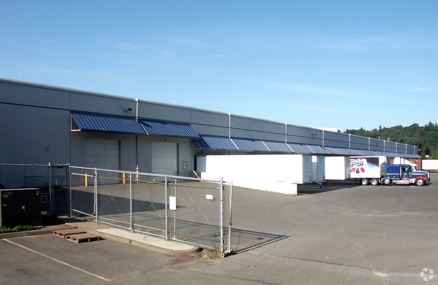 555-589 Monster Rd SW, Renton, WA for sale - Building Photo - Image 2 of 13