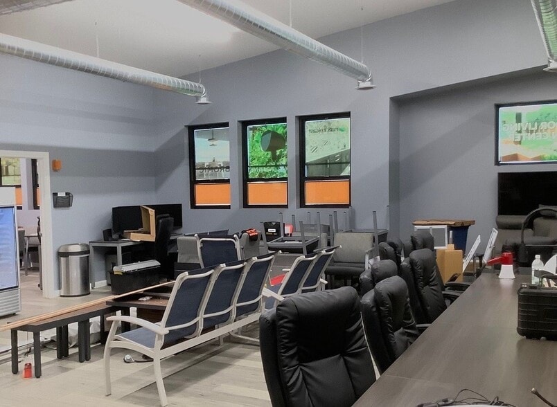 9422 Marine City Hwy, Casco, MI for lease - Interior Photo - Image 3 of 4