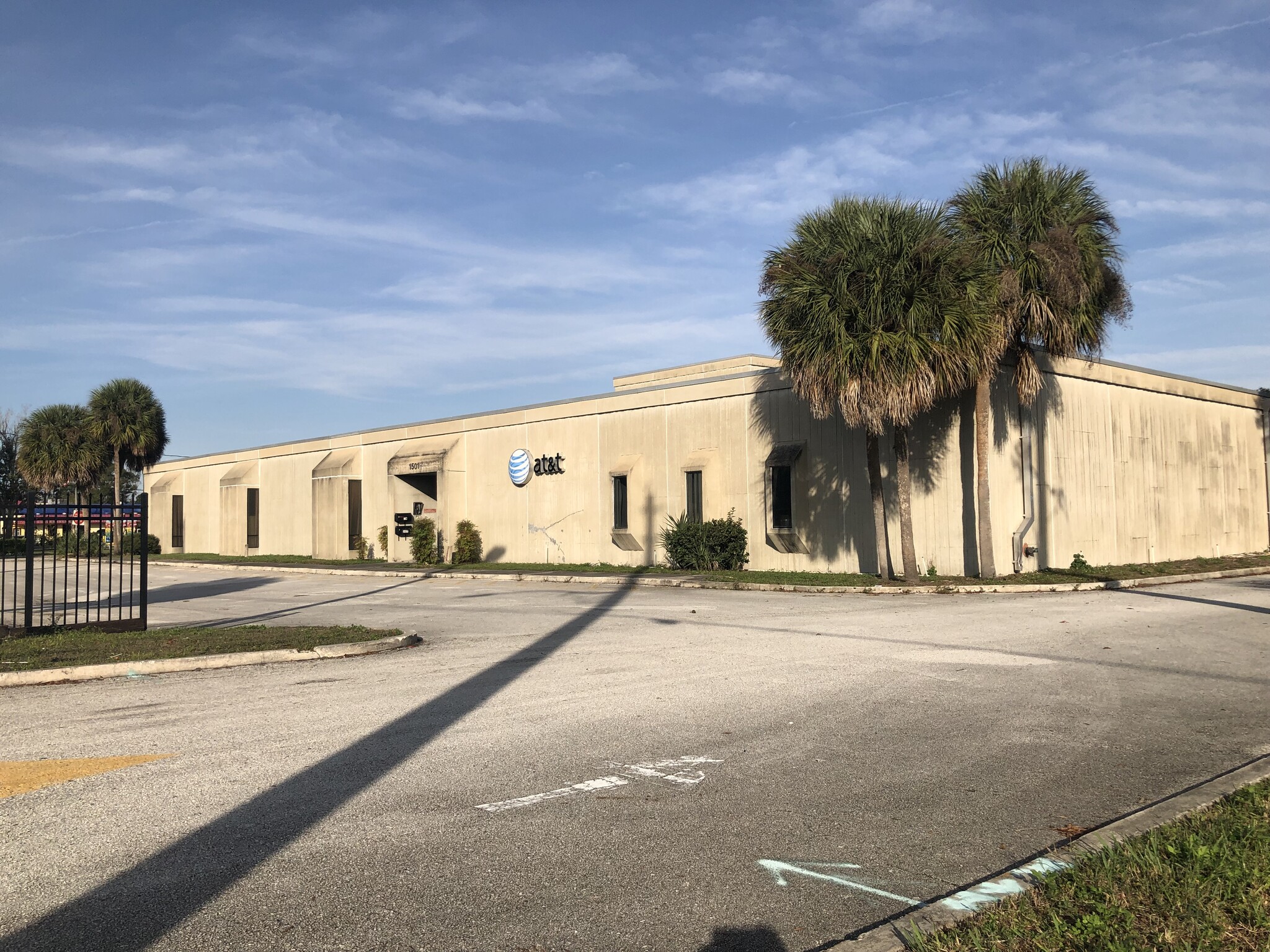 1501 S Semoran Blvd, Orlando, FL for lease Primary Photo- Image 1 of 12