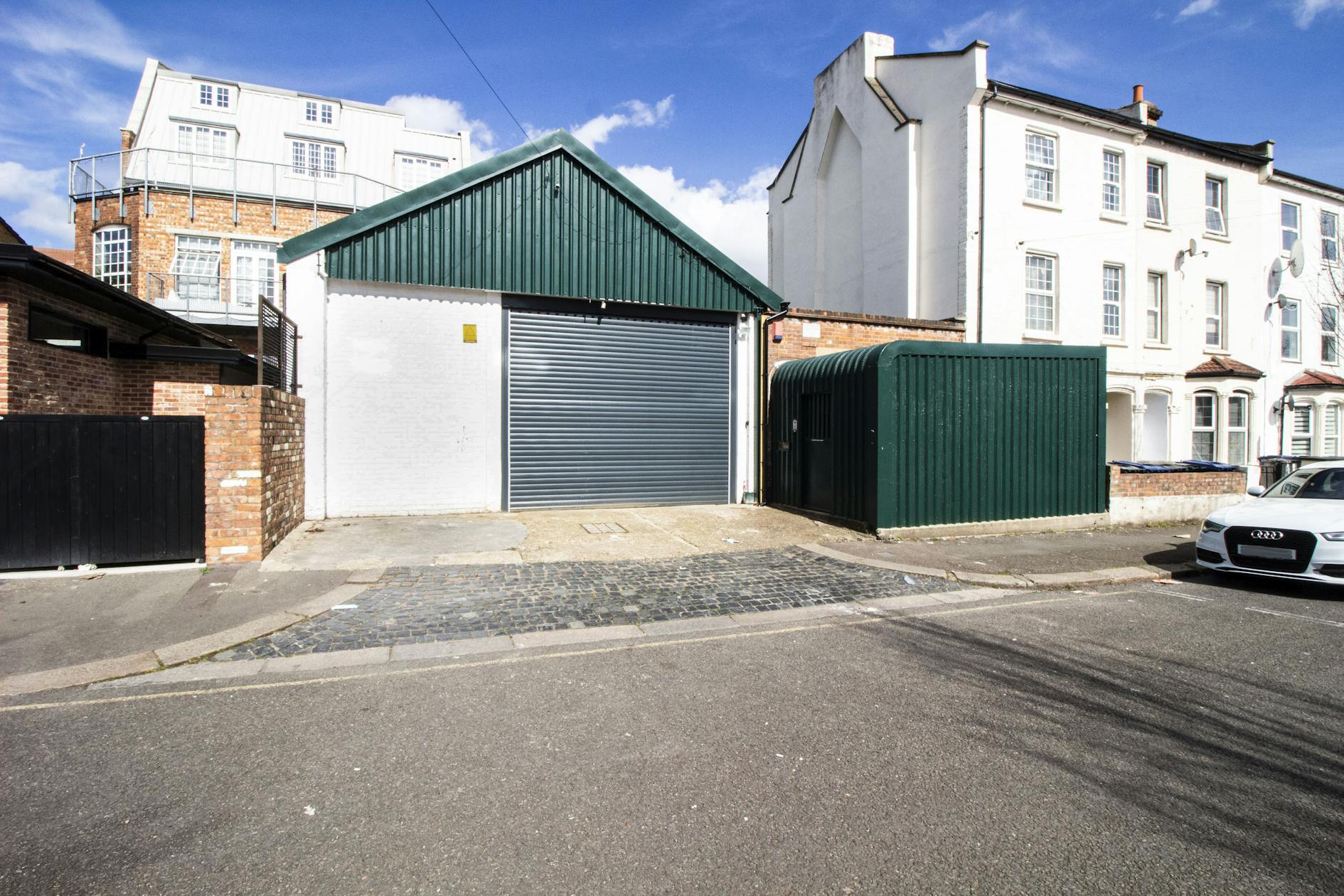 25 Gloucester Rd, Londres à vendre Photo principale- Image 1 de 2