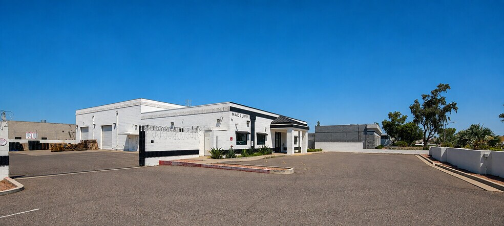 728 N Monterey St, Gilbert, AZ à louer - Photo du bâtiment - Image 2 de 9