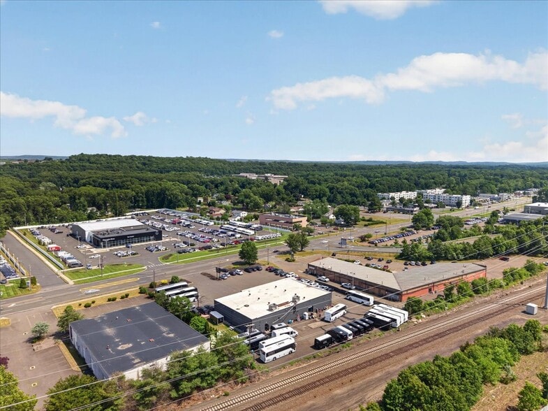 575 Washington Ave, North Haven, CT for lease - Building Photo - Image 3 of 5