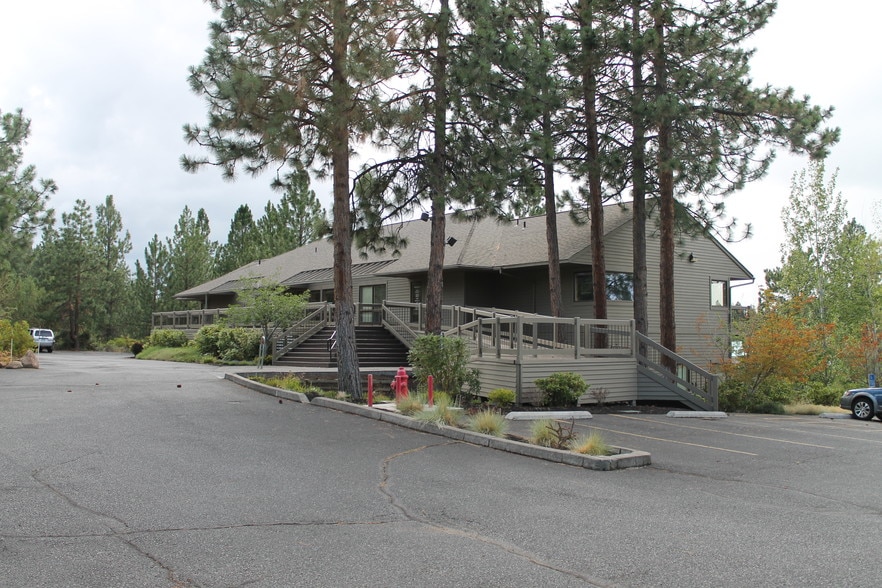 19800-19875 Village Office Ct, Bend, OR for lease - Building Photo - Image 1 of 3