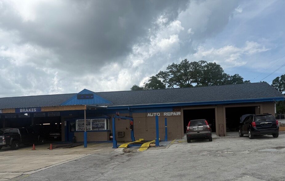 2201 E Busch Blvd, Tampa, FL for sale - Building Photo - Image 3 of 23