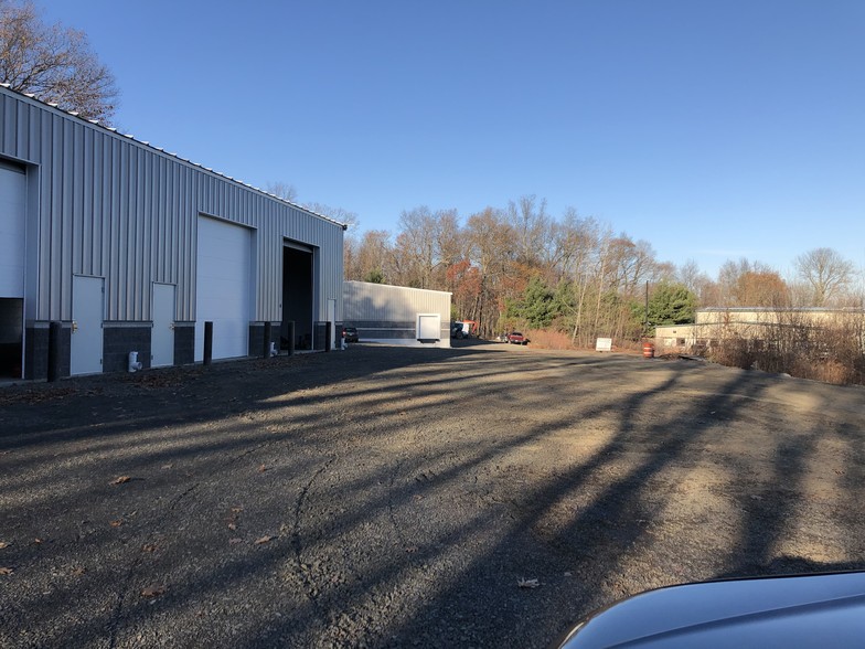 72 Industrial Dr, Southington, CT for sale - Building Photo - Image 1 of 1