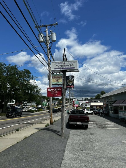 946-970 County St, Somerset, MA for sale - Building Photo - Image 3 of 13