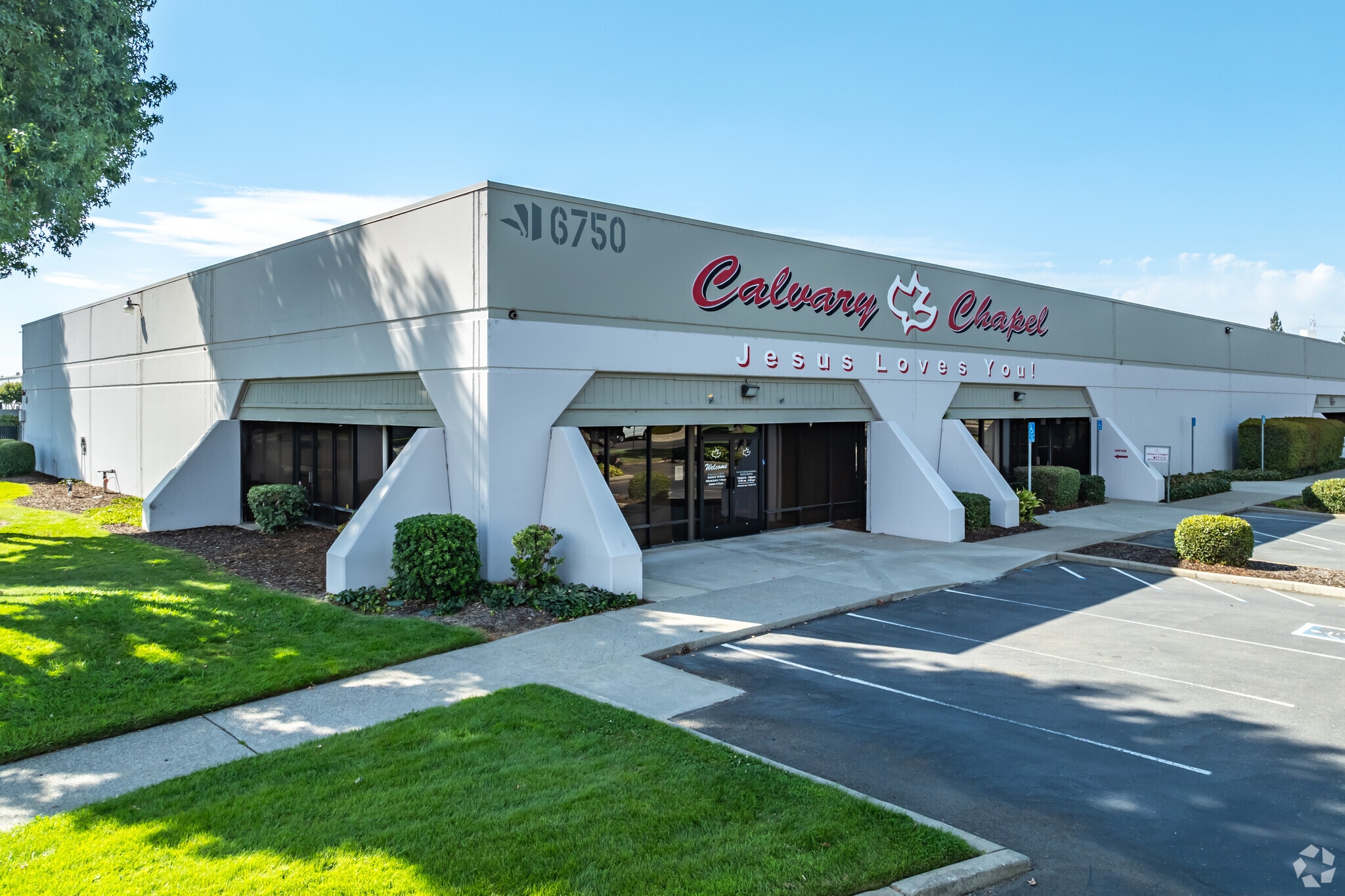 6750 Florin Perkins Rd, Sacramento, CA à louer Photo principale- Image 1 de 7